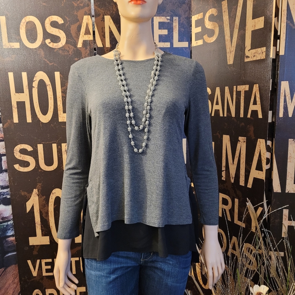 😃3 For $30 Pebble & Stones Grey & Black Double Layered Tied Sides Casual Blouse